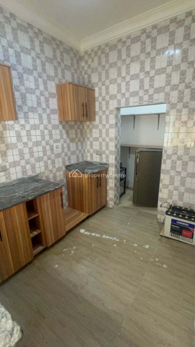 Fully Serviced 3 Bedroom Apartment, First Gate, Jakande, Lekki, Lagos, Flat / Apartment for Rent