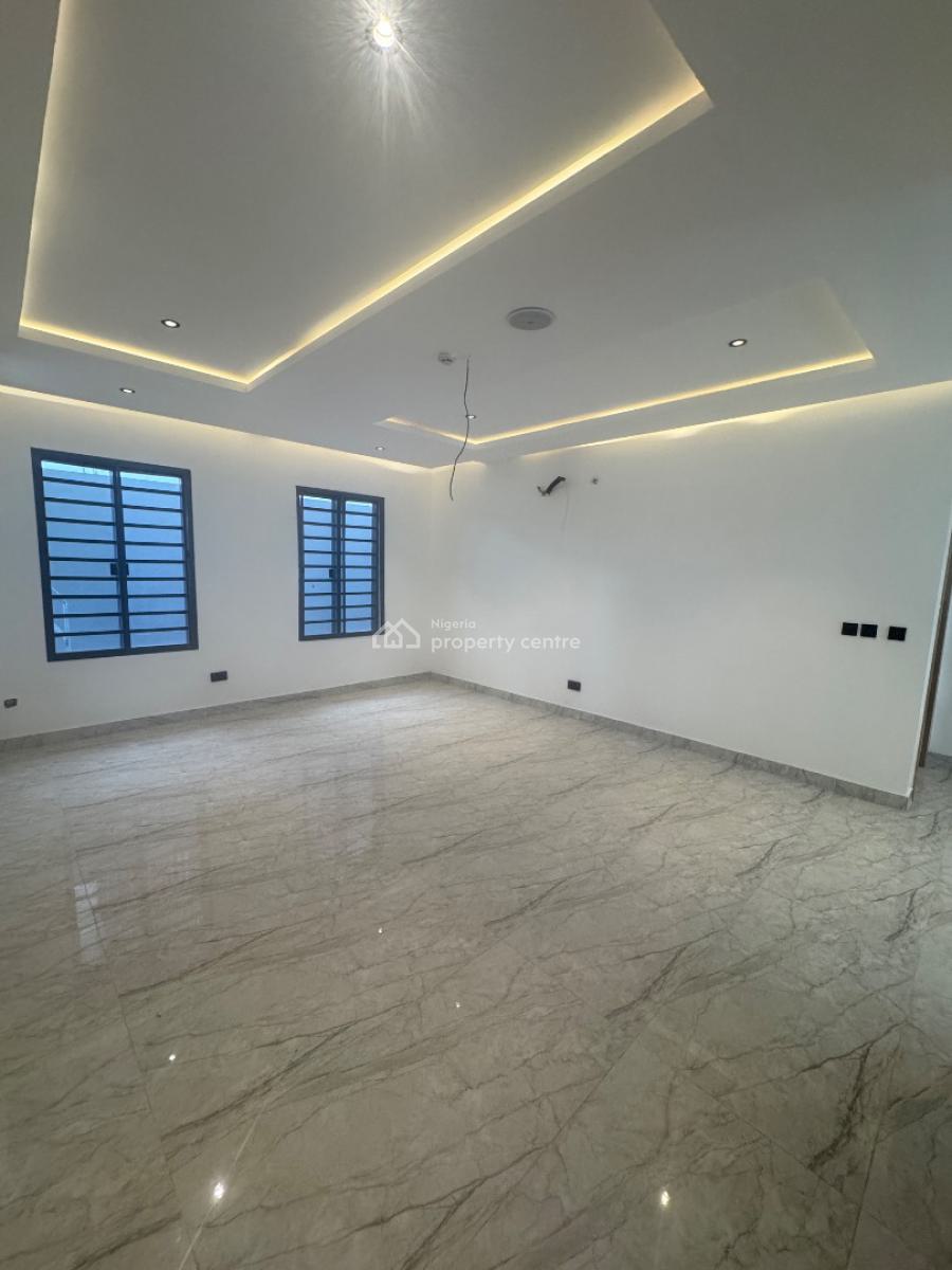 Serviced 4 Bedroom Terraced Duplex with Bq & in-built Audio System, Right, Lekki Phase 1, Lekki, Lagos, Terraced Duplex for Sale