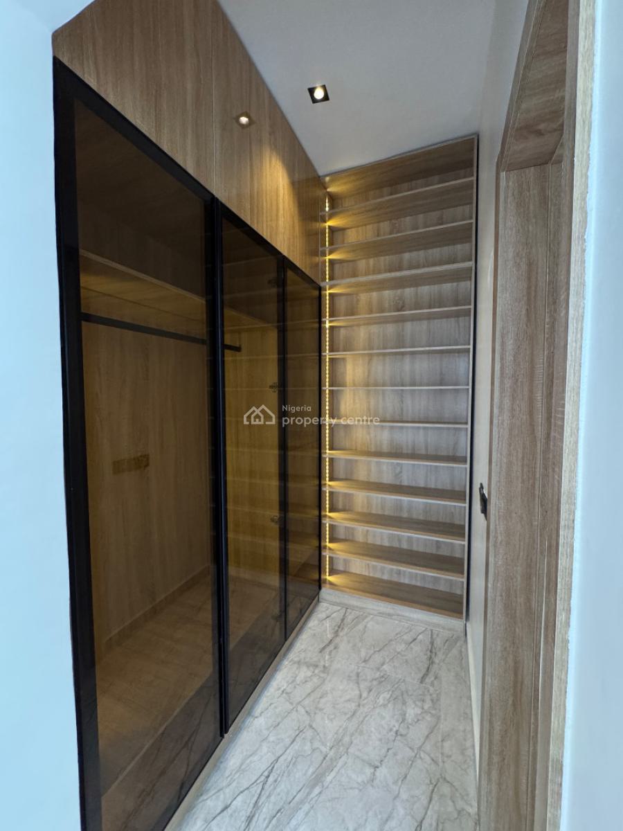 Serviced 4 Bedroom Terraced Duplex with Bq & in-built Audio System, Right, Lekki Phase 1, Lekki, Lagos, Terraced Duplex for Sale