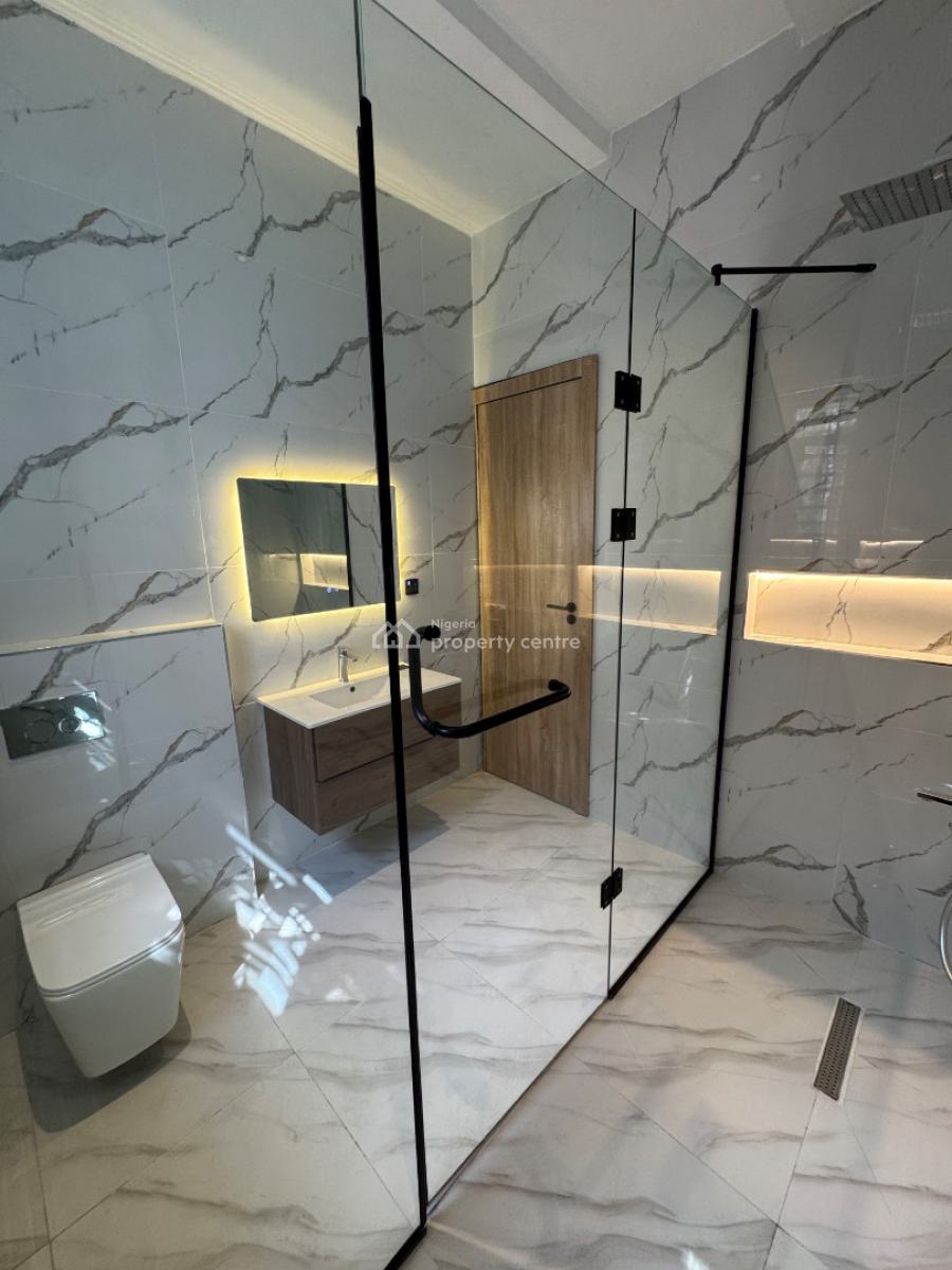 Serviced 4 Bedroom Terraced Duplex with Bq & in-built Audio System, Right, Lekki Phase 1, Lekki, Lagos, Terraced Duplex for Sale