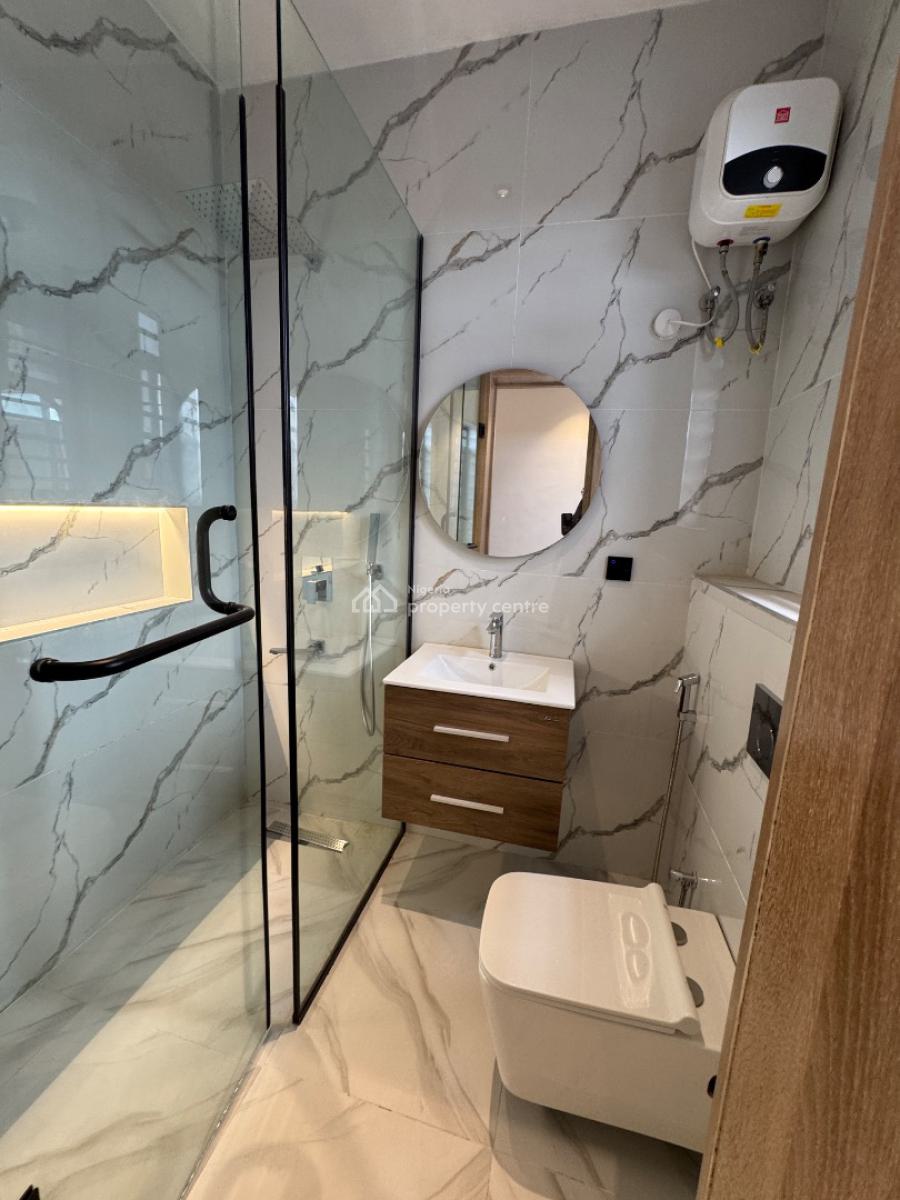 Serviced 4 Bedroom Terraced Duplex with Bq & in-built Audio System, Right, Lekki Phase 1, Lekki, Lagos, Terraced Duplex for Sale