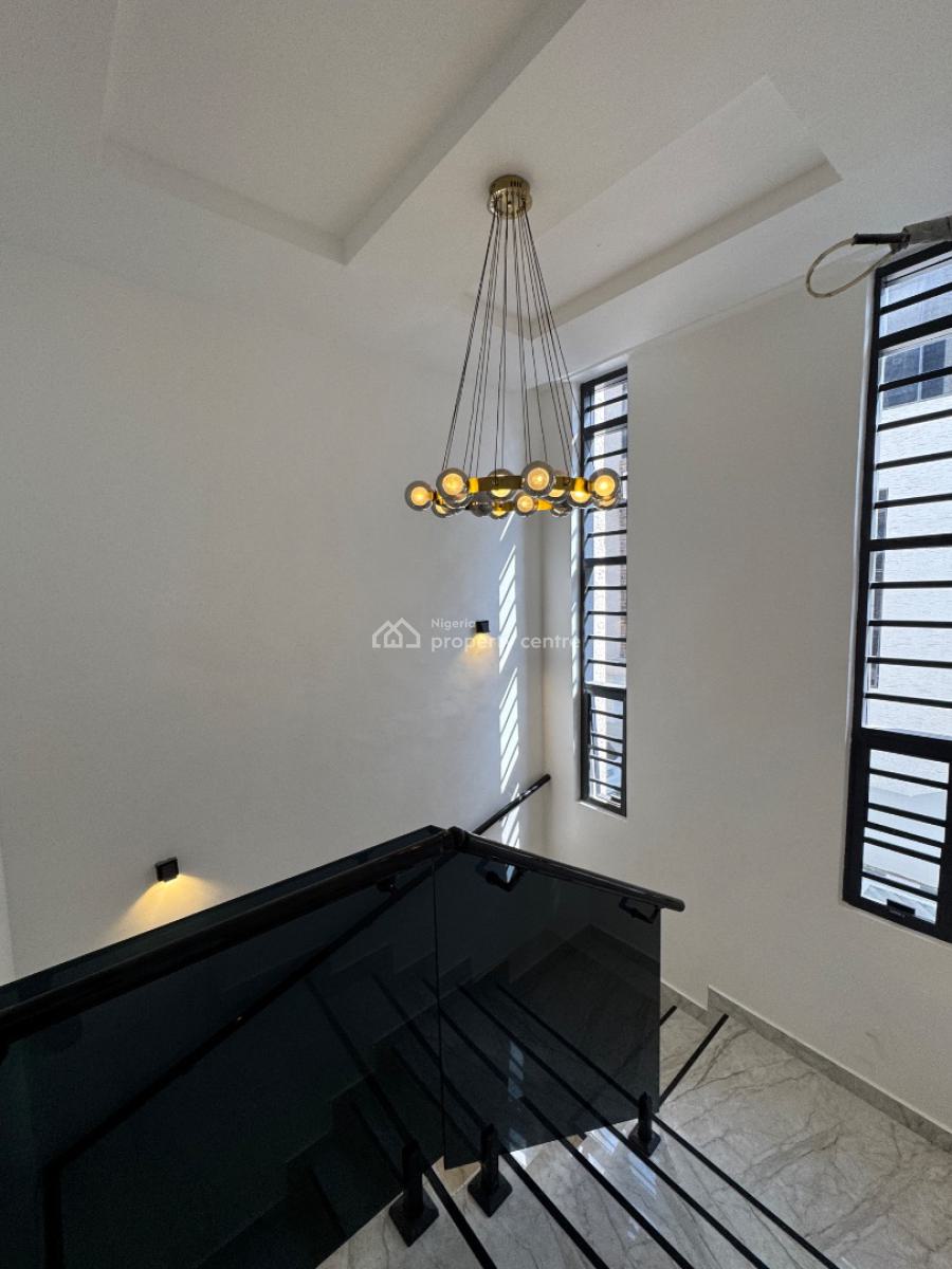 Serviced 4 Bedroom Terraced Duplex with Bq & in-built Audio System, Right, Lekki Phase 1, Lekki, Lagos, Terraced Duplex for Sale