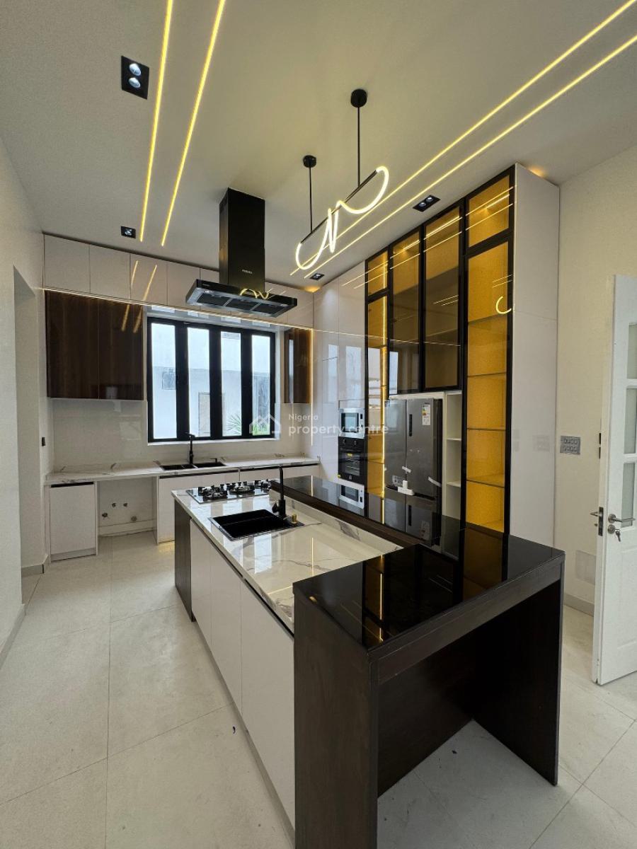 Gorgeous 5 Bedroom Duplex with a Pool,cinema,bq, Osapa, Lekki, Lagos, House for Sale