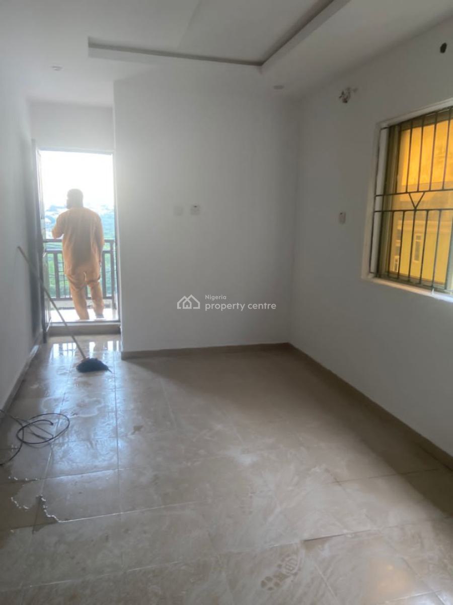 Lovely 2 Bedroom Flat, Gra Phase 1, Magodo, Lagos, Flat / Apartment for Rent