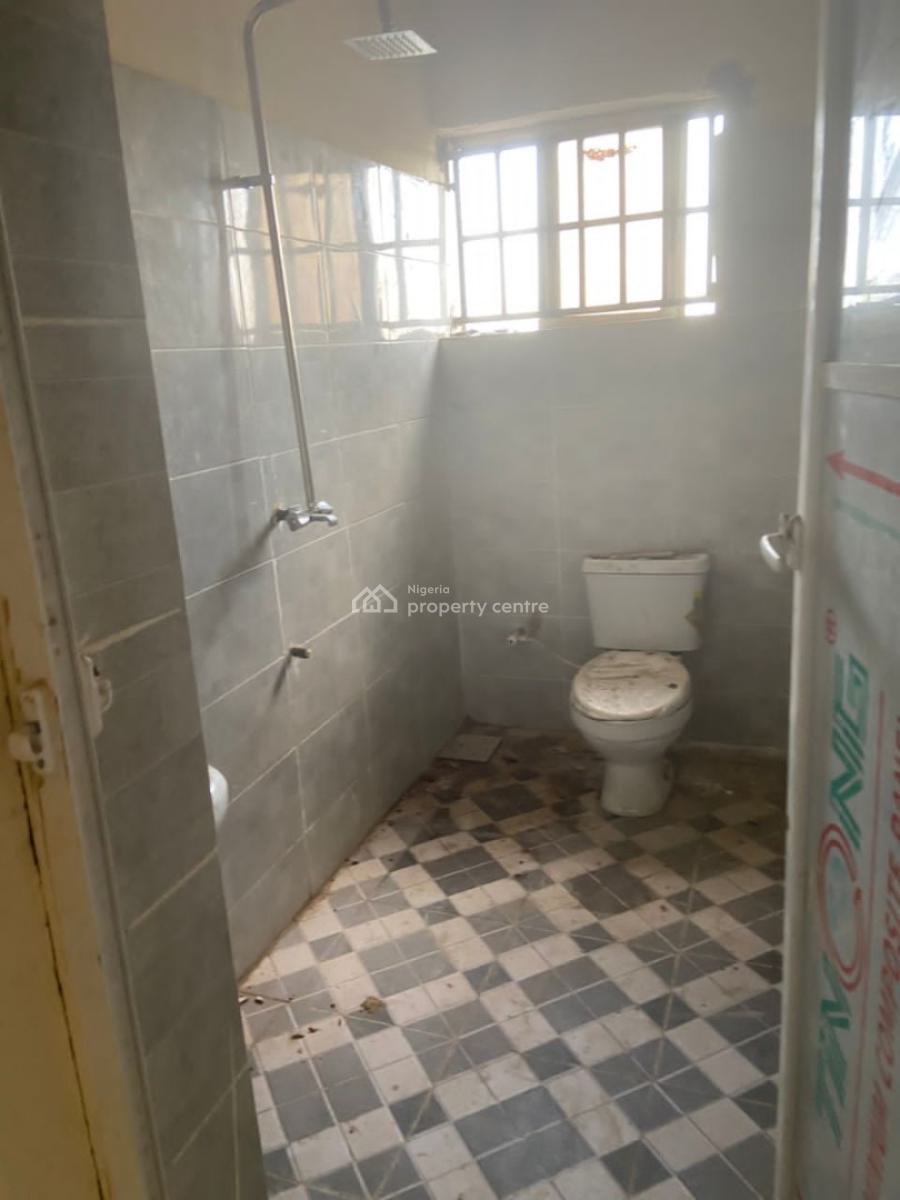 3 Bedroom Flat, Unilag Estate, Gra Phase 1, Magodo, Lagos, Flat / Apartment for Rent
