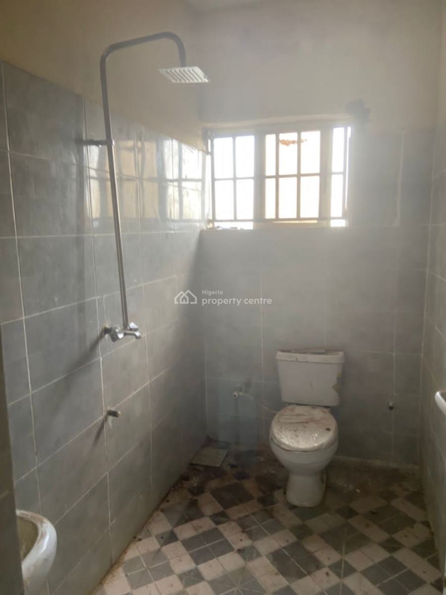 3 Bedroom Flat, Unilag Estate, Gra Phase 1, Magodo, Lagos, Flat / Apartment for Rent