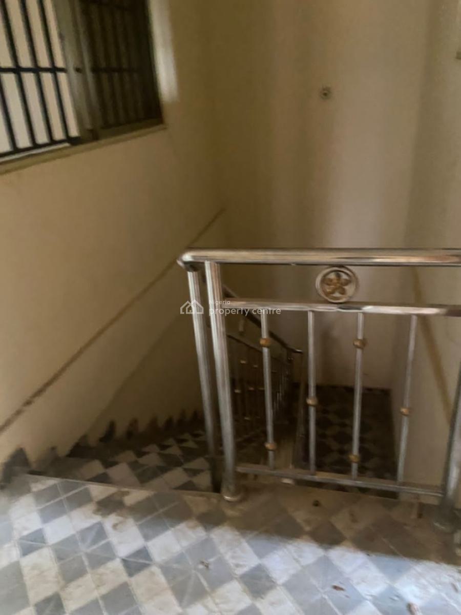 3 Bedroom Flat, Unilag Estate, Gra Phase 1, Magodo, Lagos, Flat / Apartment for Rent