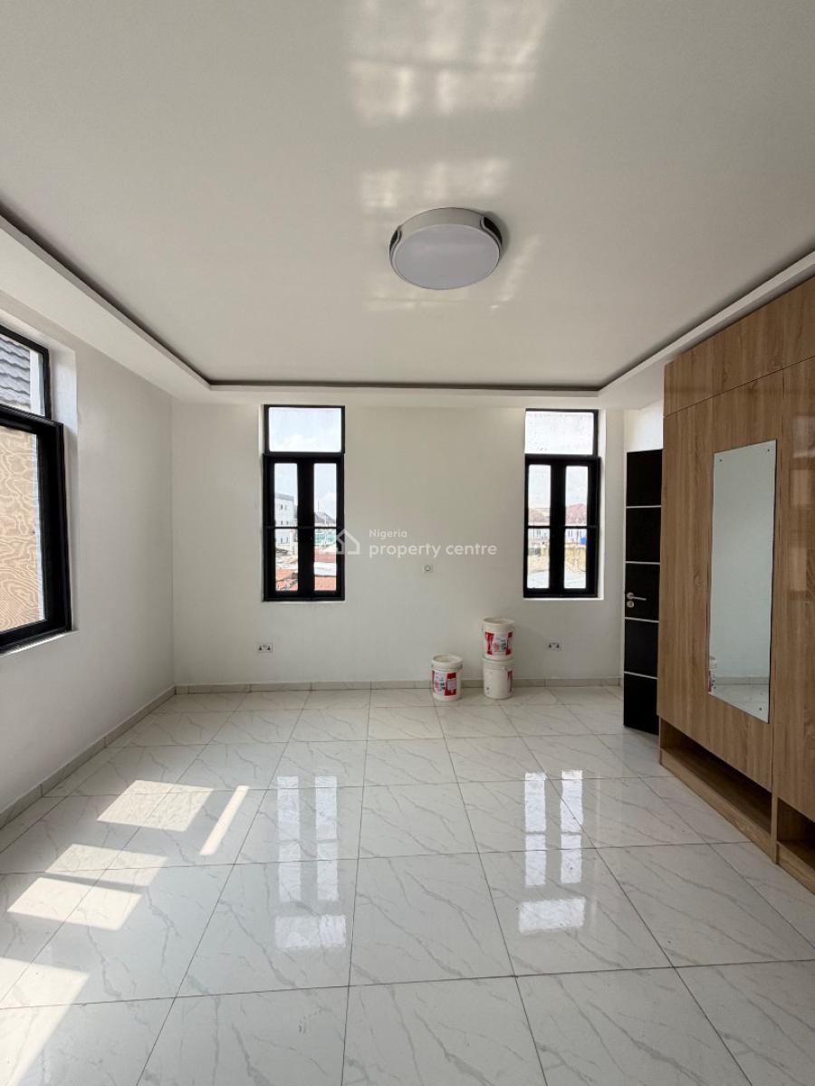 Beautiful 2 Bedroom Flat with Bq, Idado Estate, Lekki, Lagos, House for Rent