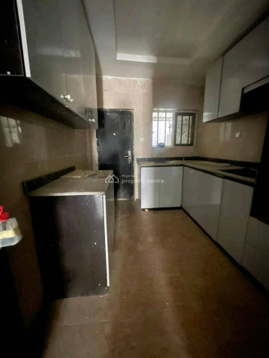 4 Bedroom Terrace Duplex, Guzape District, Abuja, Terraced Duplex for Sale