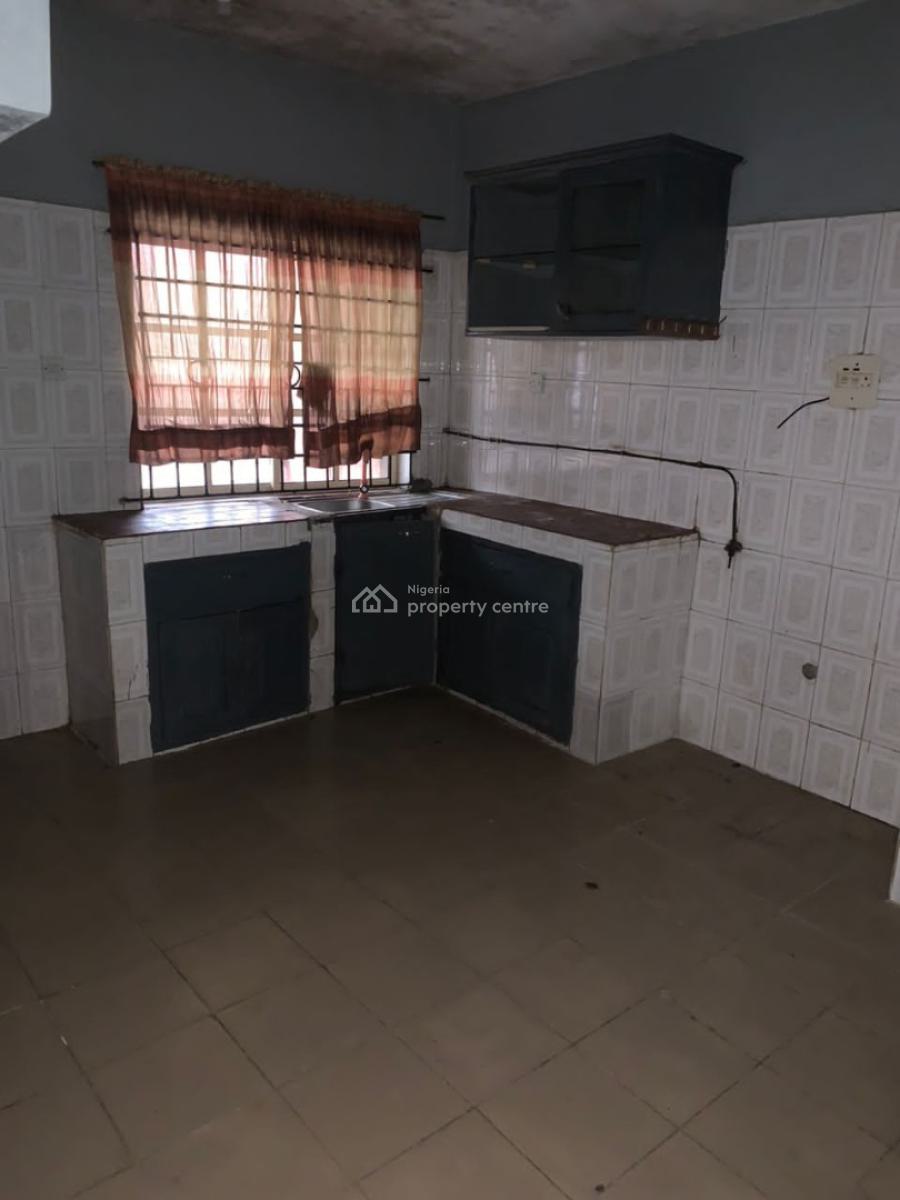 4 Bedroom Semi-detached Duplex, Gra Phase 1, Magodo, Lagos, Semi-detached Duplex for Rent