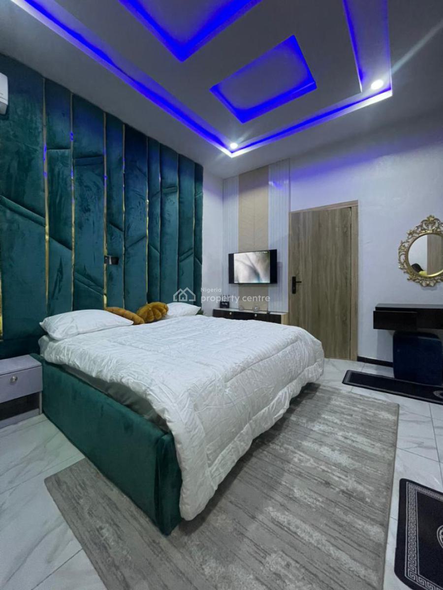 Cozy 2 Bedroom Duplex with Ps5, Ikota, Lekki, Lagos, Terraced Duplex Short Let