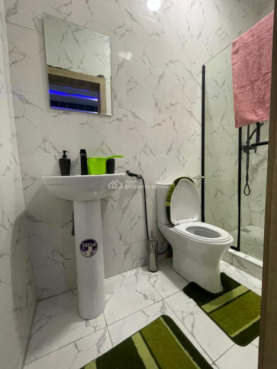 Cozy 2 Bedroom Duplex with Ps5, Ikota, Lekki, Lagos, Terraced Duplex Short Let