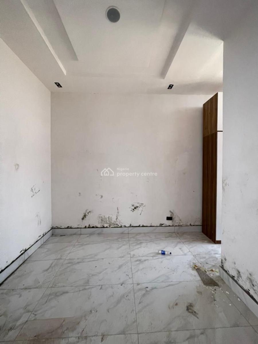 2 Bedroom Penthouse Apartment with Elevator, Chevron Tollgate, Lekki, Lagos, Flat / Apartment for Sale