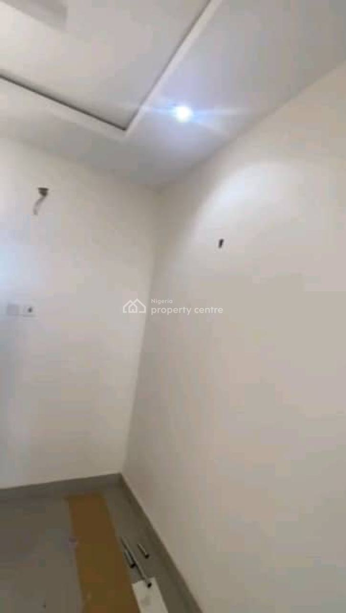 Newly Built & Tastefully Finished 2 Bedrooms Flat, Dawaki, Gwarinpa, Abuja, House for Rent
