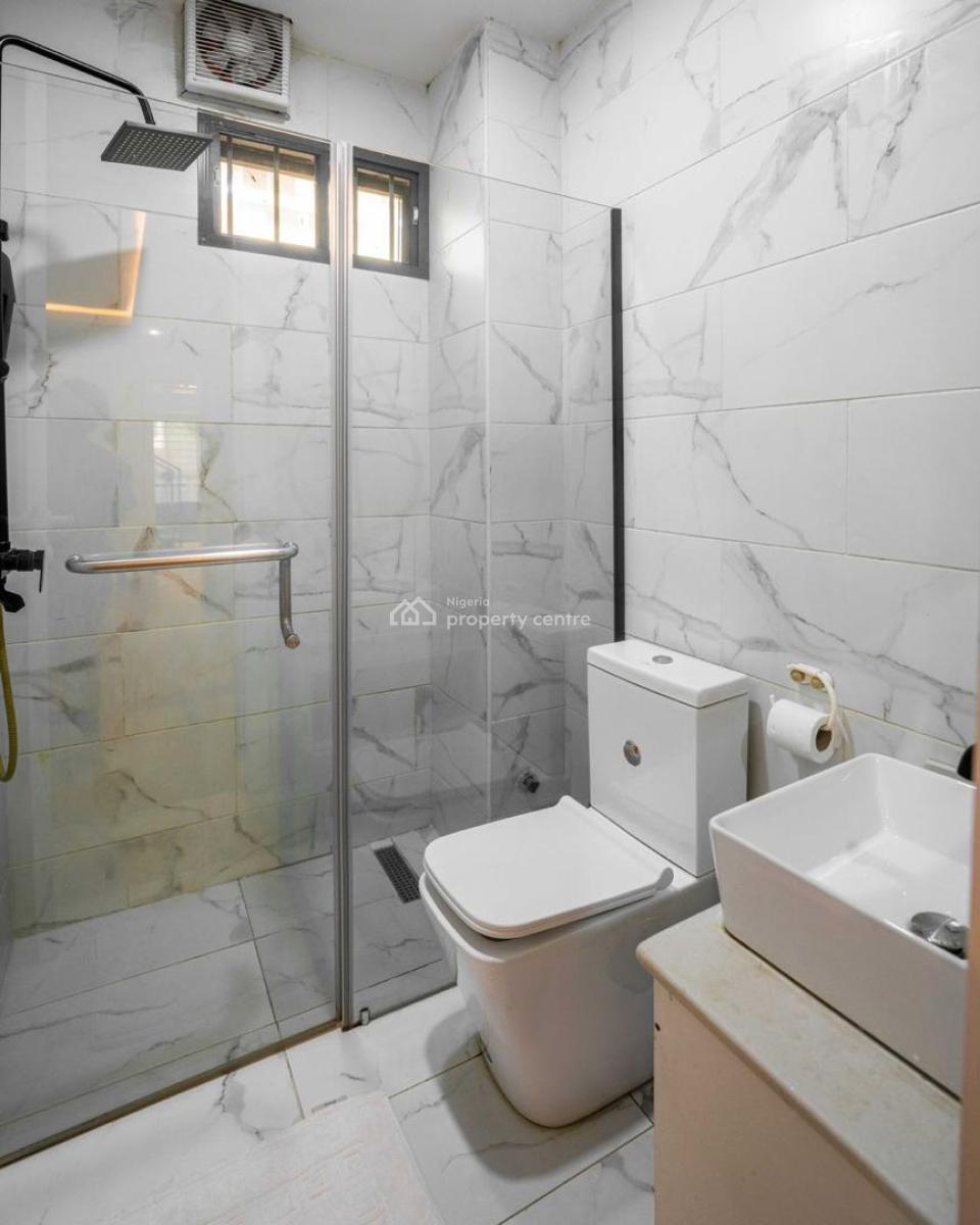 Luxurious 3 Bedroom Apartment with Cinema, Off Akiogun Oniru Road, Victoria Island (vi), Lagos, House Short Let