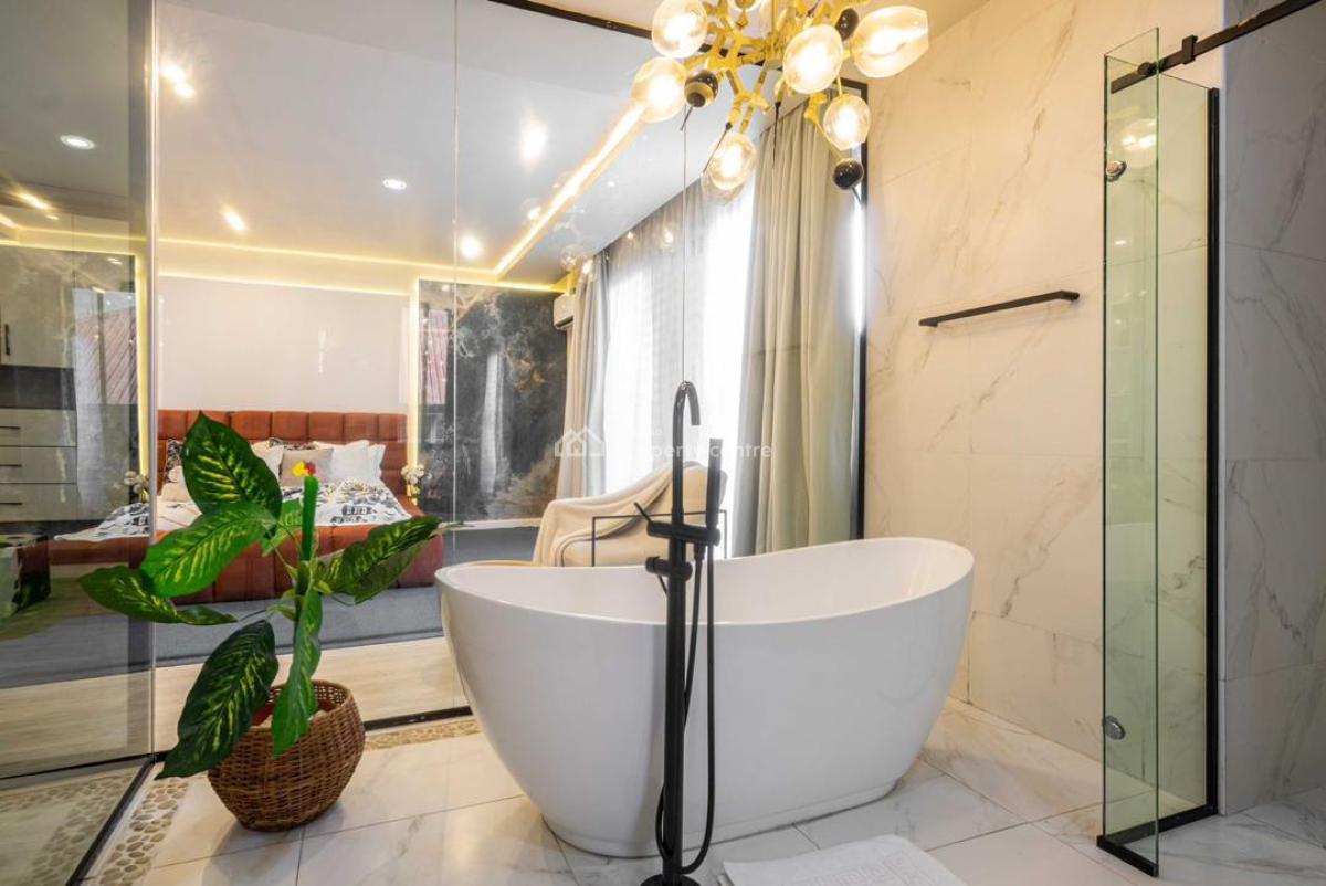 Luxurious 3 Bedroom Apartment with Cinema, Off Akiogun Oniru Road, Victoria Island (vi), Lagos, House Short Let