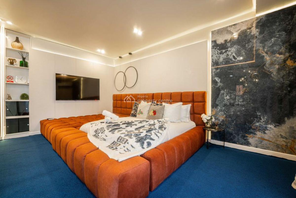Luxurious 3 Bedroom Apartment with Cinema, Off Akiogun Oniru Road, Victoria Island (vi), Lagos, House Short Let