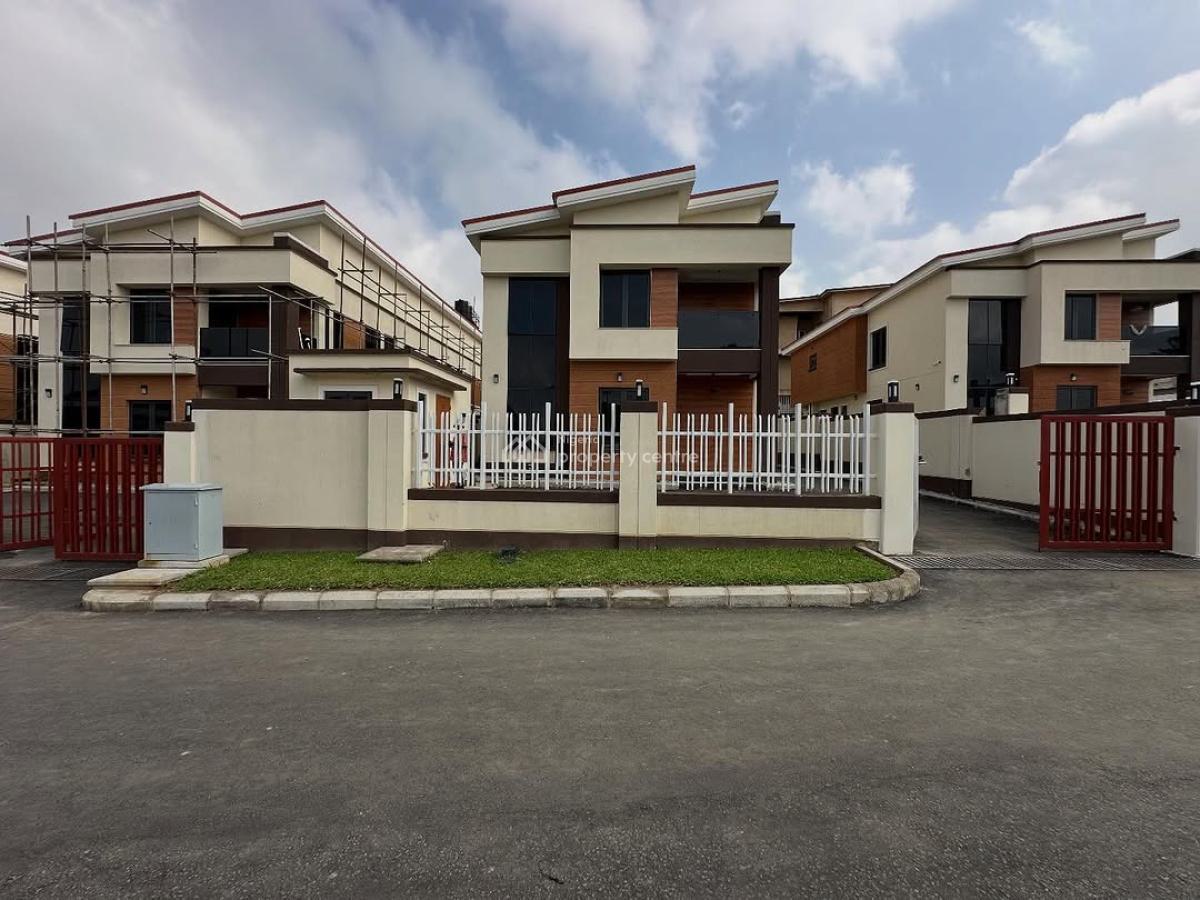 Elegant  4 Bedroom Fully Detached Duplex + Boys Quarters, Life Camp, Abuja, Detached Duplex for Sale