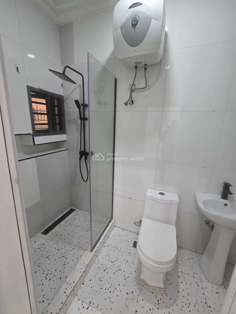 Newly Renovated Self Service 2-bedroom Flat Apartment Plus Bq  All Roo, Lekki Phase 1, Lekki, Lagos, Flat / Apartment for Rent