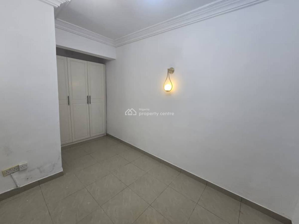 Newly Renovated Self Service 2-bedroom Flat Apartment Plus Bq  All Roo, Lekki Phase 1, Lekki, Lagos, Flat / Apartment for Rent
