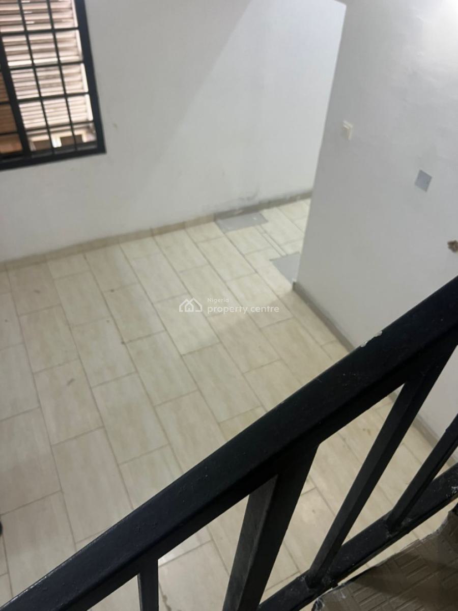 2 Bedroom Lovely Apartment, Lekki Phase 1, Lekki, Lagos, Flat / Apartment for Rent