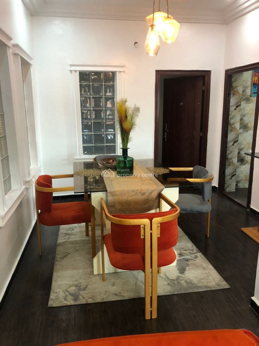 Service 3 Bedroom Apartment, Lekki Phase 1, Lekki, Lagos, Flat / Apartment for Rent