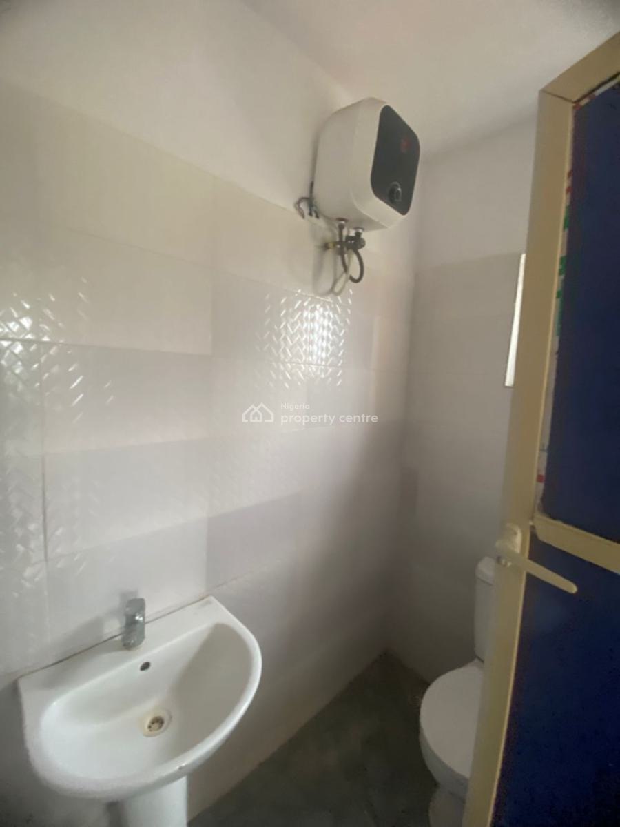Well Finished 3 Bedroom Flat, Therra Zone, Sangotedo, Ajah, Lagos, Flat / Apartment for Rent