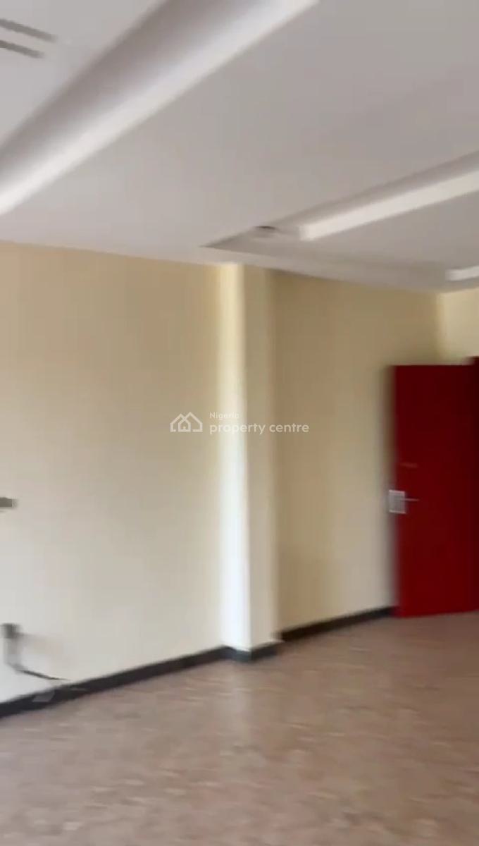 Very Clean 3 Bedroom Flat, Gaduwa, Abuja, Flat / Apartment for Rent
