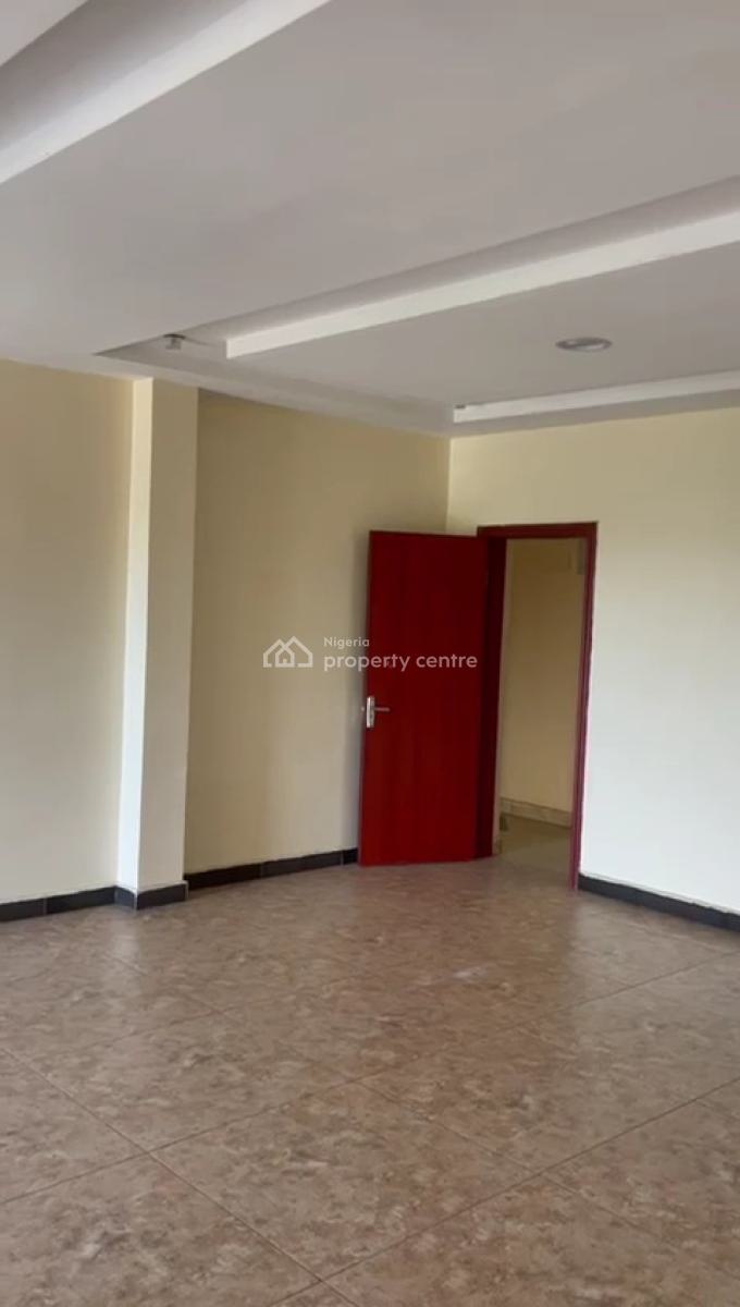 Very Clean 3 Bedroom Flat, Gaduwa, Abuja, Flat / Apartment for Rent