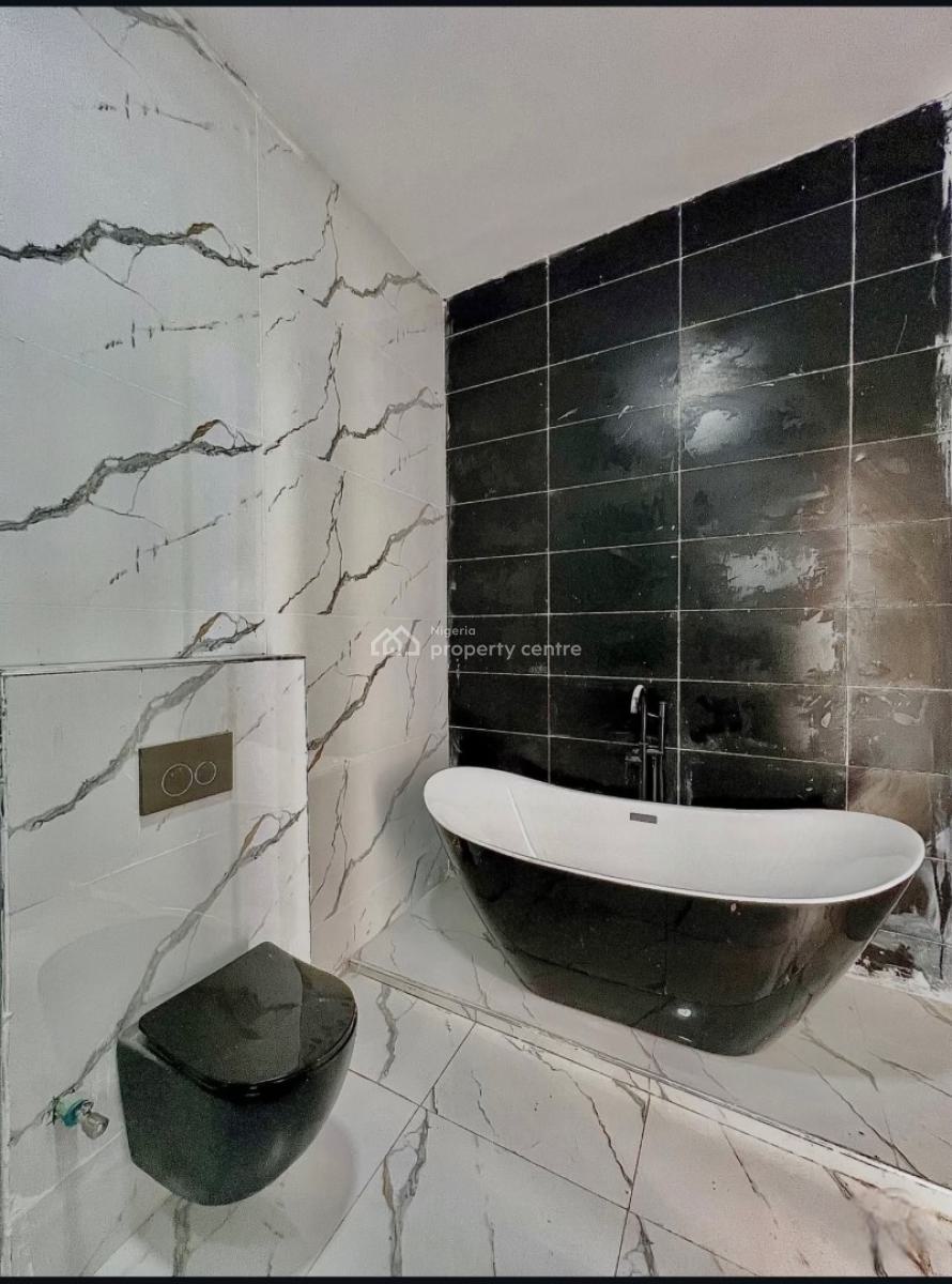 5 Bedroom Detached Duplex with a Pool and Bq, Lekki, Lagos, Detached Duplex for Sale