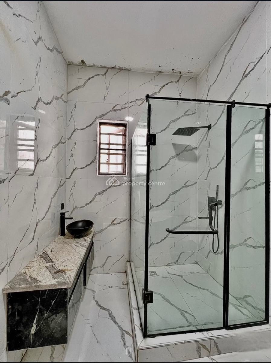 5 Bedroom Detached Duplex with a Pool and Bq, Lekki, Lagos, Detached Duplex for Sale