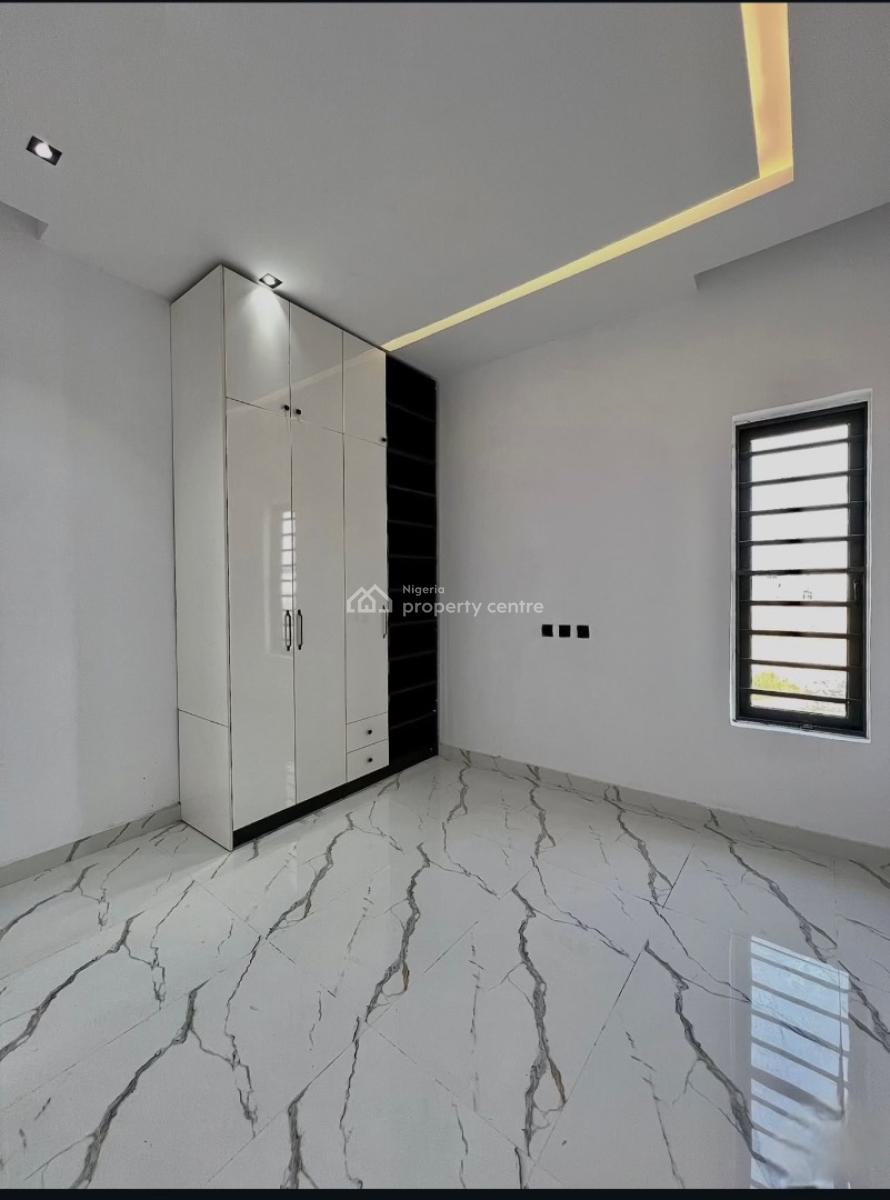 5 Bedroom Detached Duplex with a Pool and Bq, Lekki, Lagos, Detached Duplex for Sale
