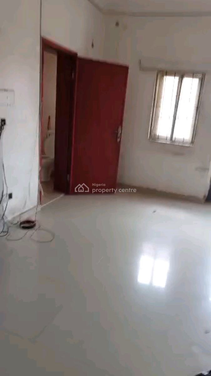 Decent 2 Bedrooms Up Flat Both Rooms Ensuite N Guest Toilet All Tiled, Jonsland Axis, Ifako, Gbagada, Lagos, Flat / Apartment for Rent