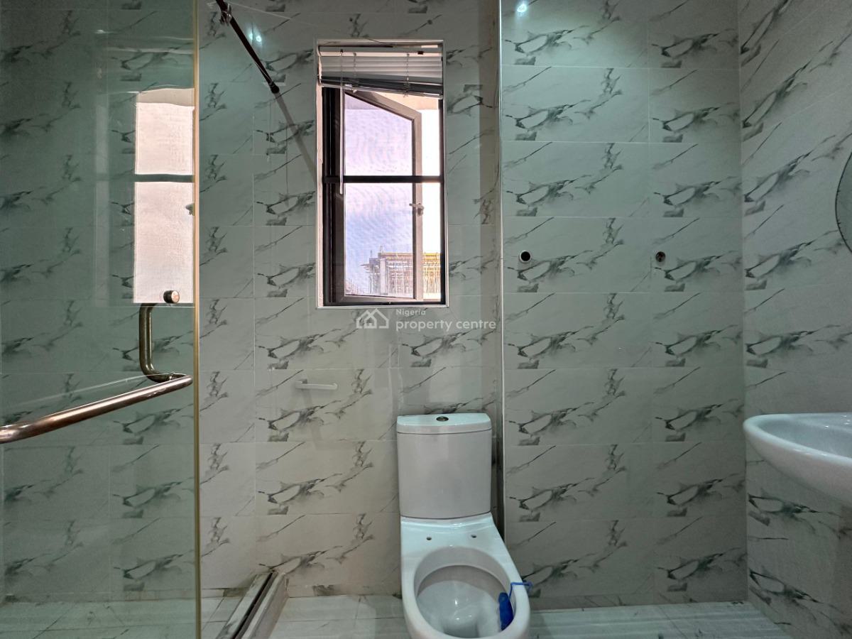 Luxury 2 Bedroom Apartment, Periwinkle Estate, Lekki Phase 1, Lekki, Lagos, Flat / Apartment for Rent