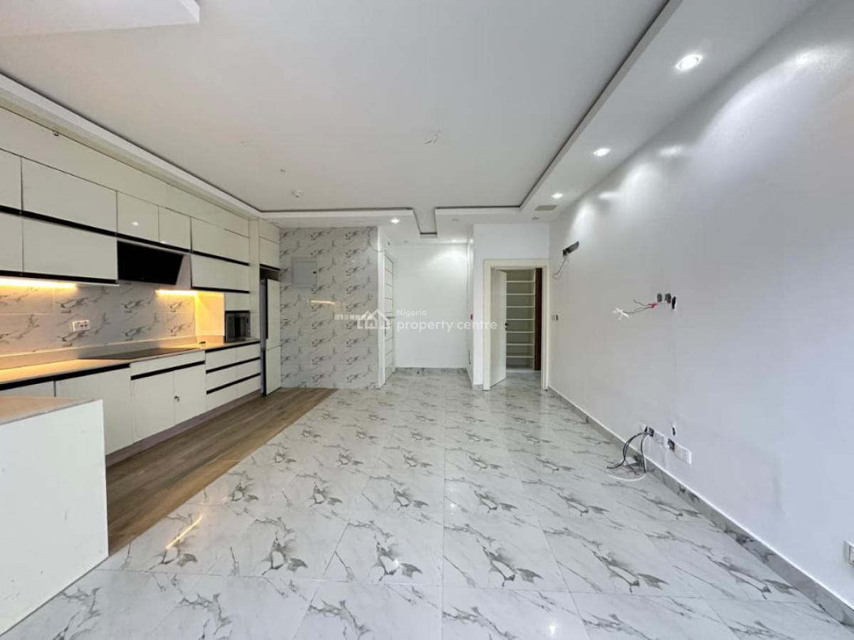 Luxury 2 Bedroom Apartment, Periwinkle Estate, Lekki Phase 1, Lekki, Lagos, Flat / Apartment for Rent