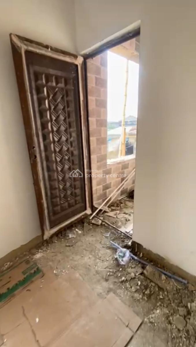 2 Nos Spacious Mini Up N Down Flat with 2t1b All Tilled Pop N Kitchen, Off Odunsi Street, Bariga, Shomolu, Lagos, Mini Flat (room and Parlour) for Rent