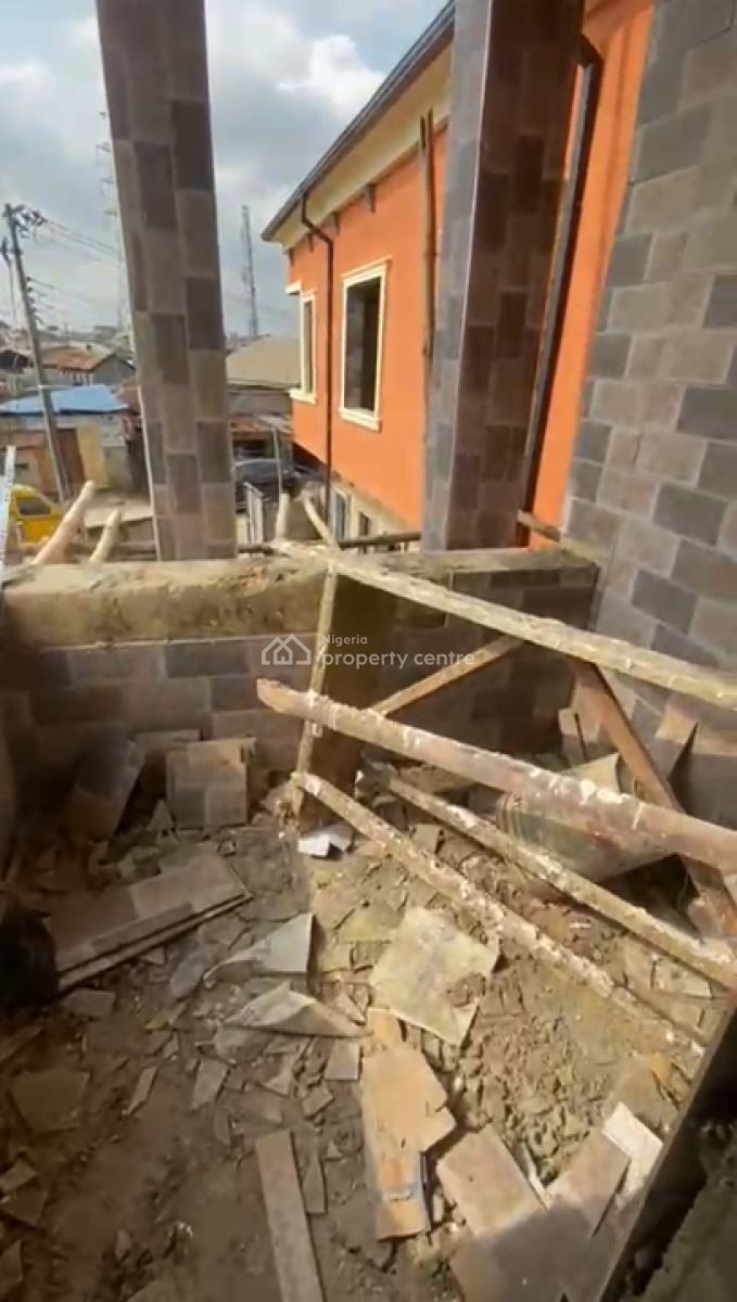 2 Nos Spacious Mini Up N Down Flat with 2t1b All Tilled Pop N Kitchen, Off Odunsi Street, Bariga, Shomolu, Lagos, Mini Flat (room and Parlour) for Rent