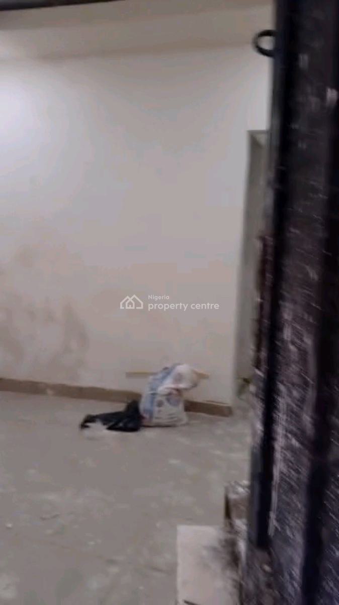 Standard  Mini Flat with  Pop, Car Park, and Kitchen Cabinet, Onike, Yaba, Lagos, Mini Flat (room and Parlour) for Rent