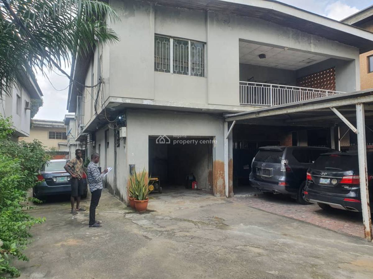 5bedroom Detached House on 600sqm, Alaka, Surulere, Lagos, Detached Duplex for Sale