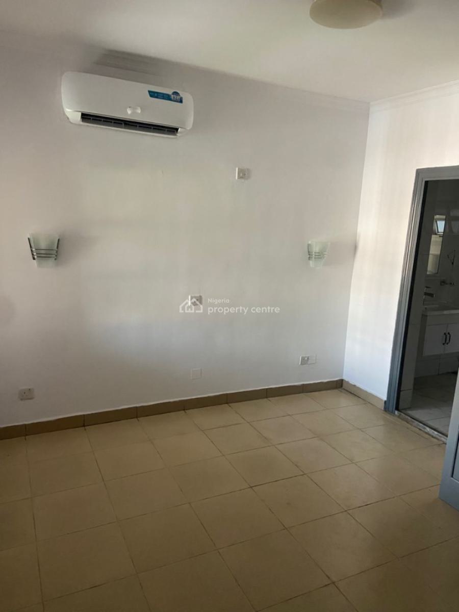 Newly Renovated 3 Bedroom House & Large 2 Rooms Bq 2 Years Upfront, Banana Island, Ikoyi, Lagos, Terraced Duplex for Rent