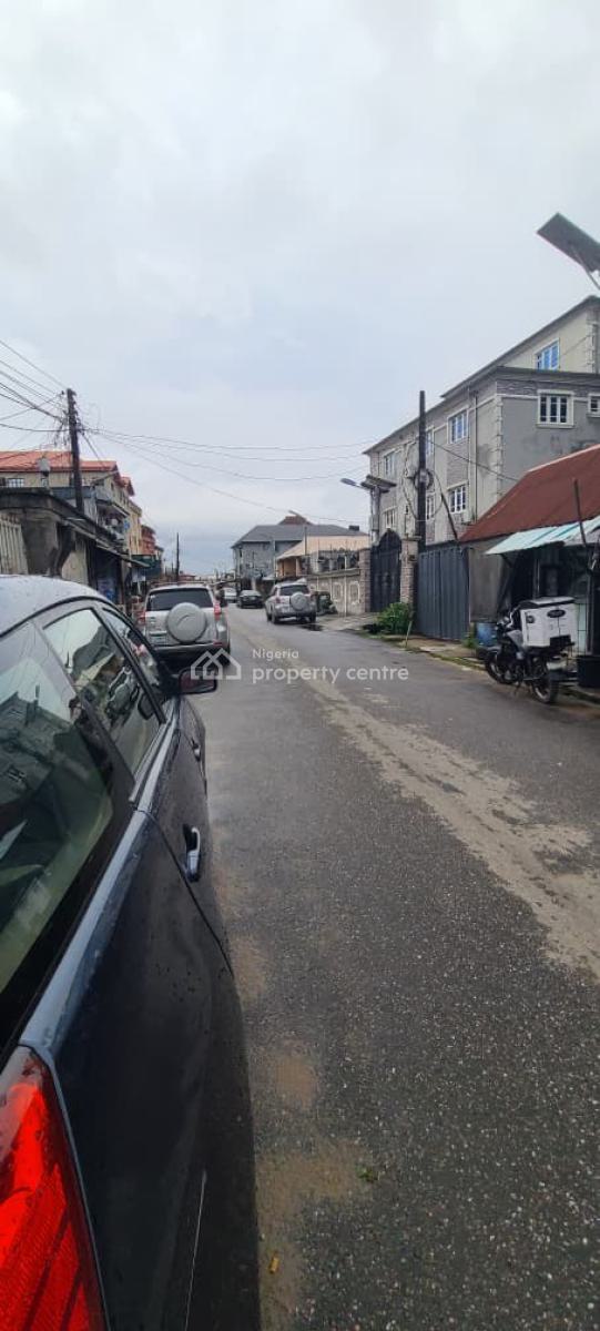 a Storey Building on 500sqm, Kilo, Surulere, Lagos, Block of Flats for Sale