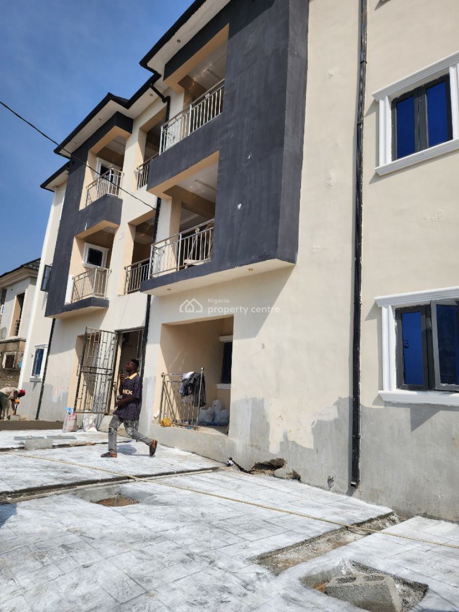 Luxury Two Bedroom Block of Flat, News Enginerring, Dawaki, Gwarinpa, Abuja, Flat / Apartment for Rent
