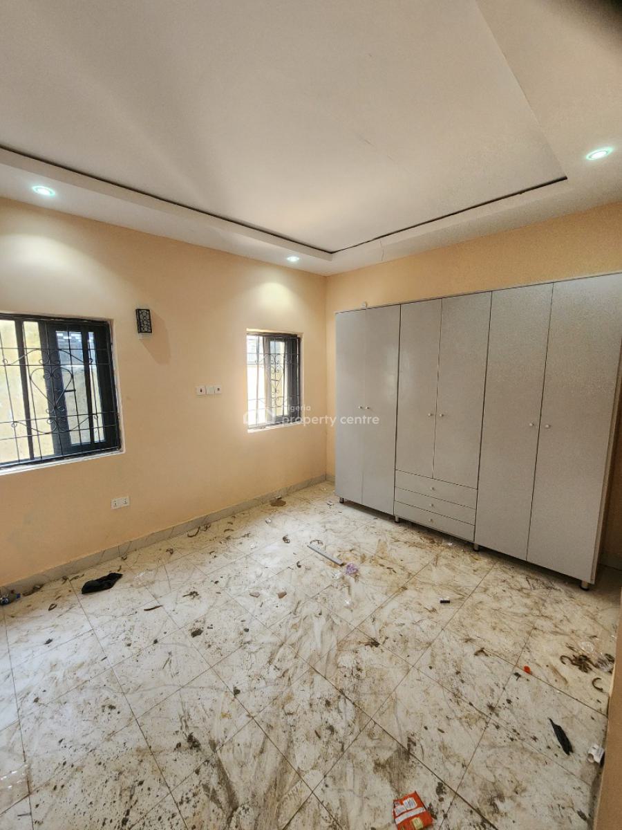 Luxury Two Bedroom Block of Flat, News Enginerring, Dawaki, Gwarinpa, Abuja, Flat / Apartment for Rent