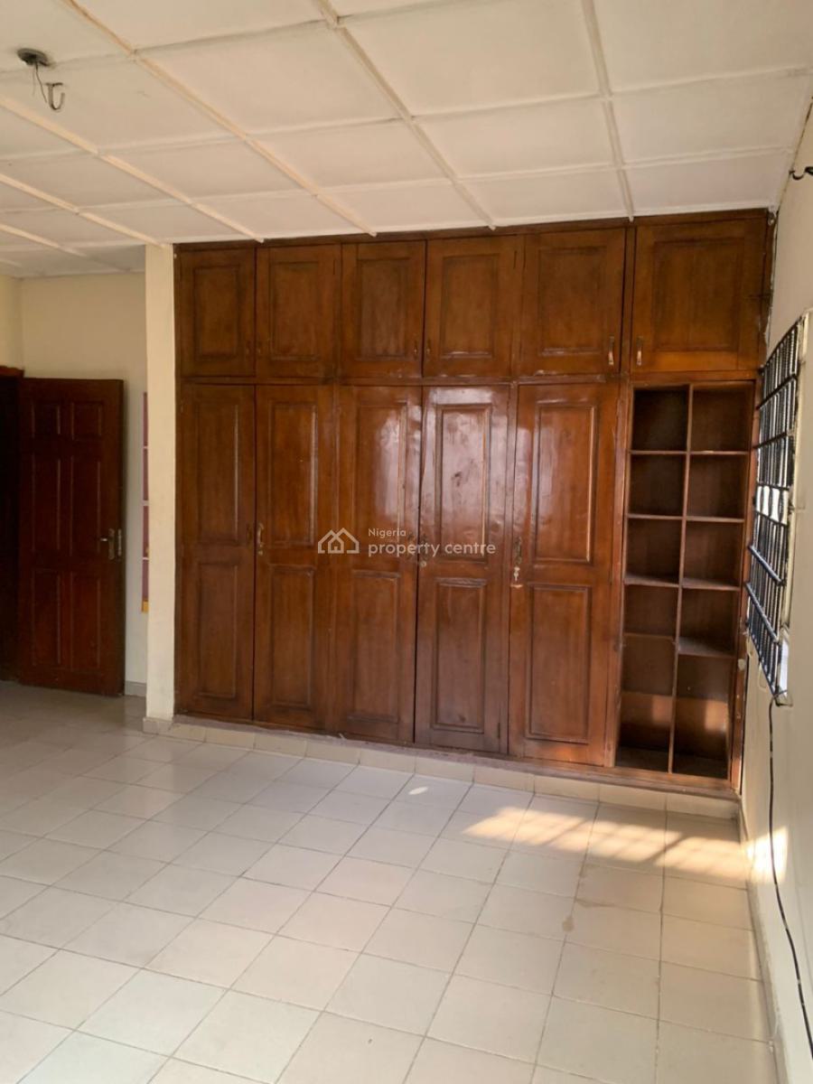 Spacious 4 Bedroom Duplex, Semi Detached, Gra Phase 1, Magodo, Lagos, Semi-detached Duplex for Rent