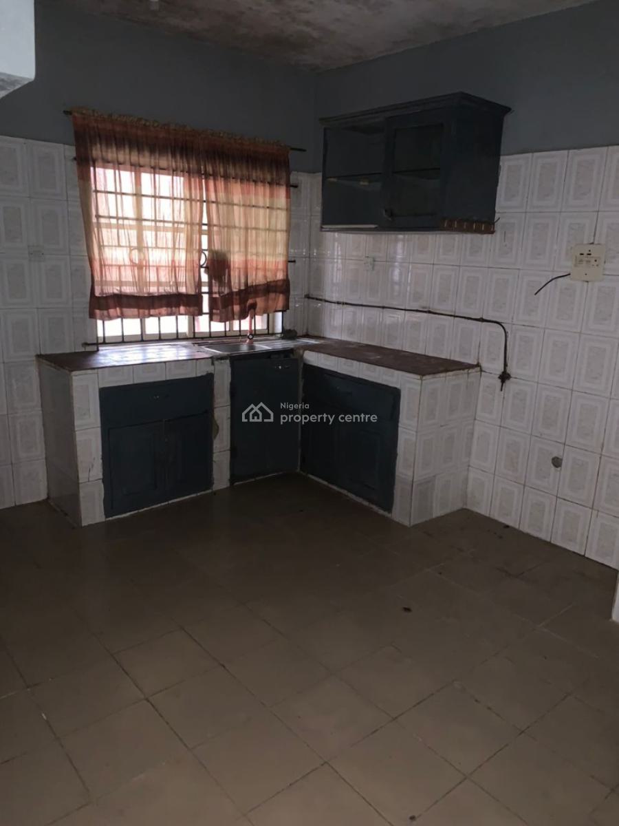 Spacious 4 Bedroom Duplex, Semi Detached, Gra Phase 1, Magodo, Lagos, Semi-detached Duplex for Rent