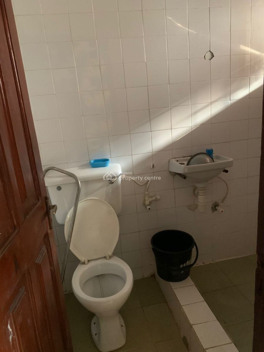 Spacious 4 Bedroom Duplex, Semi Detached, Gra Phase 1, Magodo, Lagos, Semi-detached Duplex for Rent