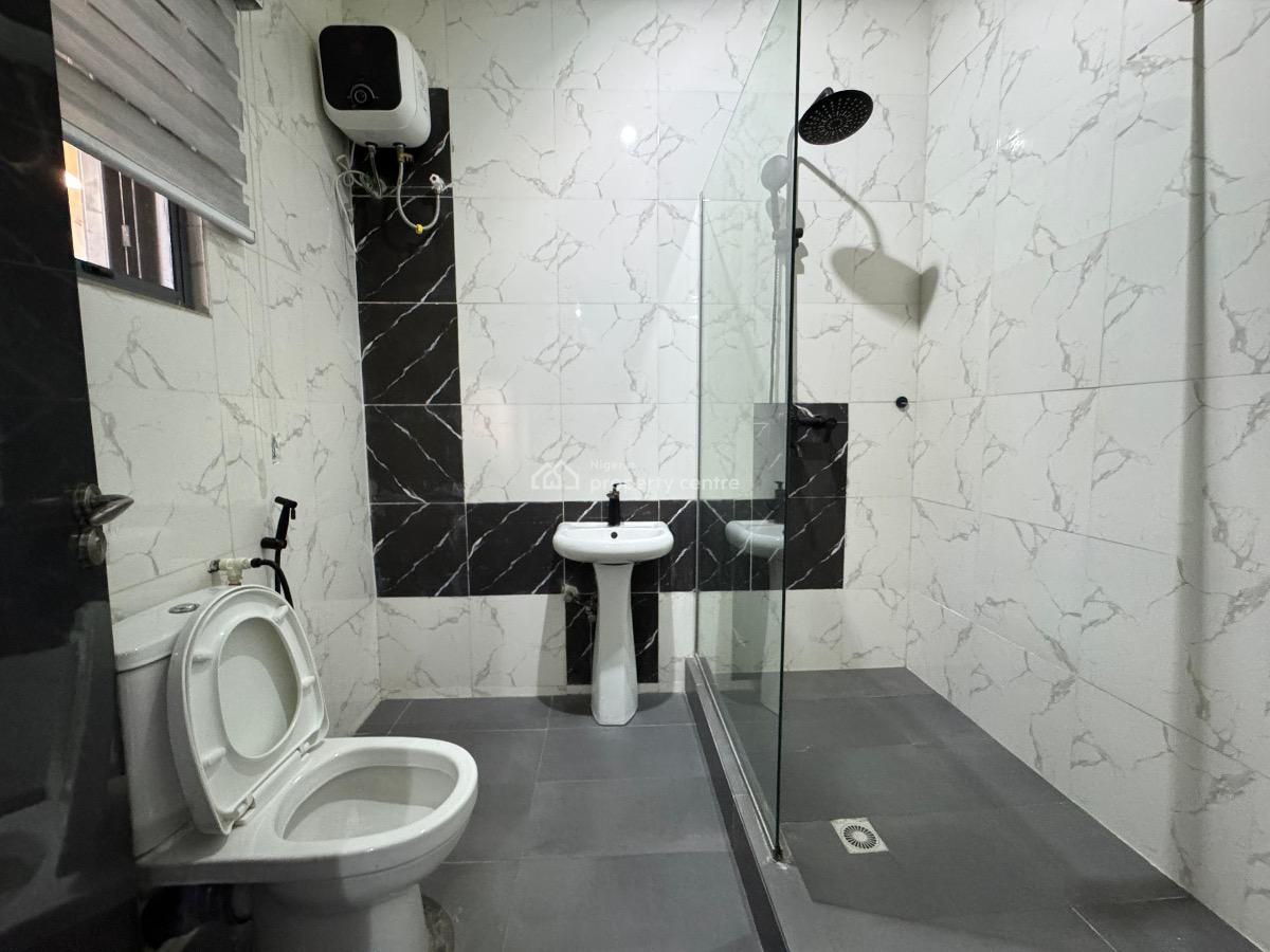 Fully Furnished 1 Bedroom Flat, Lekki Phase 1, Lekki, Lagos, Mini Flat (room and Parlour) for Sale