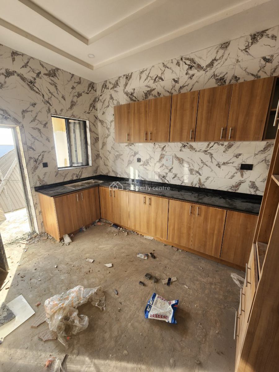 Luxury Two Bedroom Block of Flat, Dawaki District, Dawaki, Gwarinpa, Abuja, Flat / Apartment for Rent