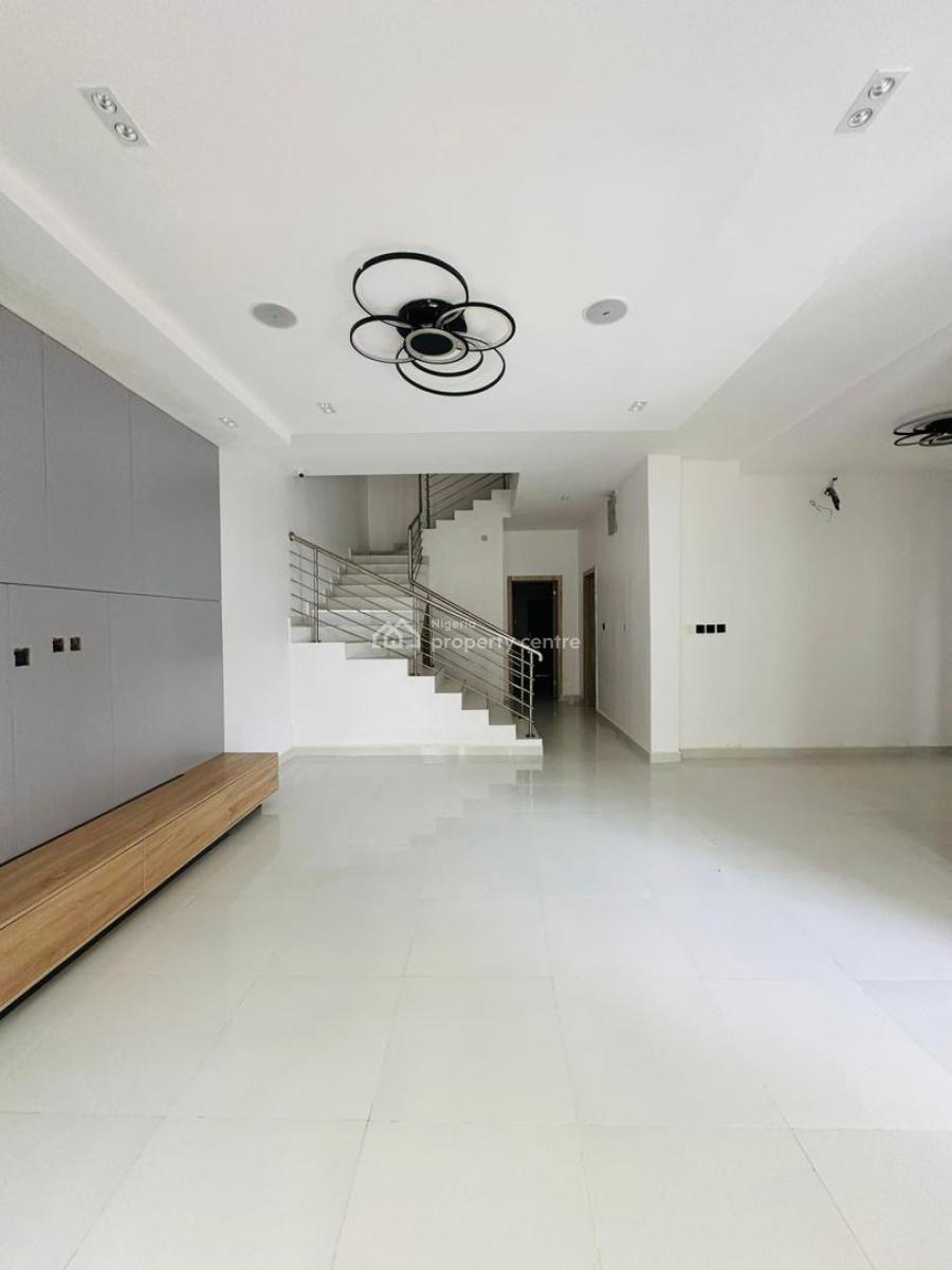 Modestly Built 4 Bedroom Semi Detached Duplex with Bq, Vgc, Lekki, Lagos, Semi-detached Duplex for Sale