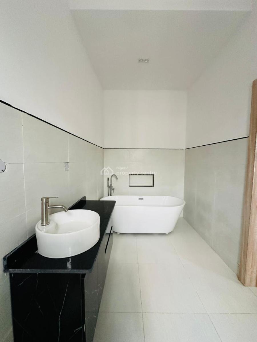 Modestly Built 4 Bedroom Semi Detached Duplex with Bq, Vgc, Lekki, Lagos, Semi-detached Duplex for Sale